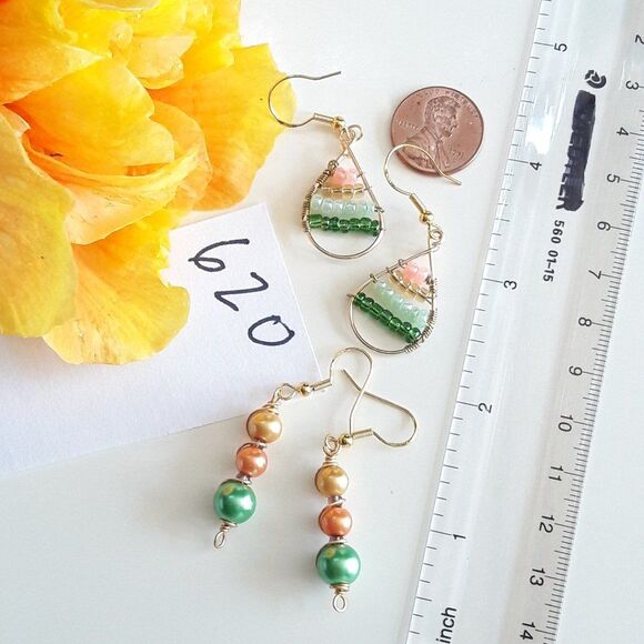 artisan earrings 620#mfs Teardrop green peach seed bead earrings & glass pearl d - Picture 3 of 4